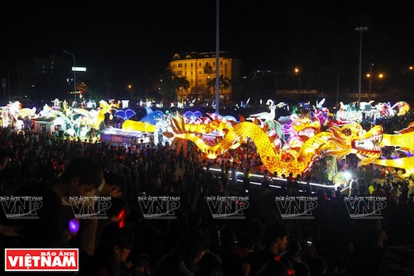 Lễ hội thành Tuyên gắn với trình diễn di sản văn hóa phi vật thể ảnh 1