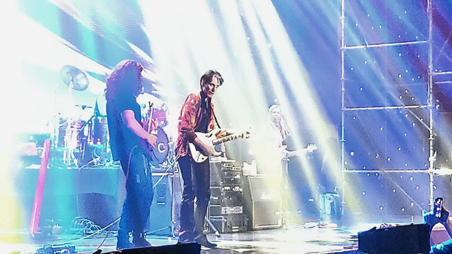 Nghệ sỹ guitar Steve Vai cảm ơn khán giả Việt vì đêm diễn đầy cảm xúc ảnh 5