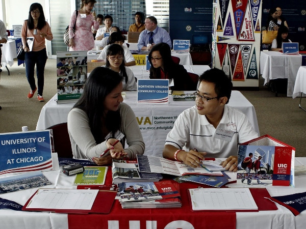 Tư vấn miễn phí trong triển lãm du học Mỹ quy mô đầu tiên tại Hà Nội ảnh 1