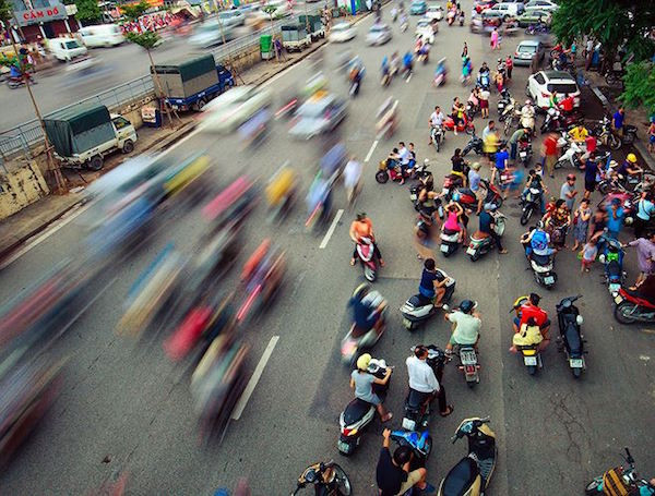 Câu chuyện ‘Người Hà Nội ứng xử thanh lịch, văn minh’ qua ảnh ảnh 1