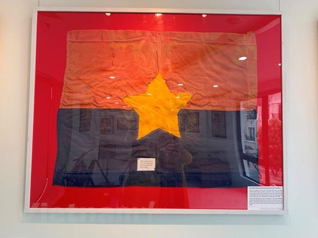 Thư viện Nguyễn Văn Hưởng lưu trữ hơn 10.000 tư liệu về chiến tranh ảnh 2