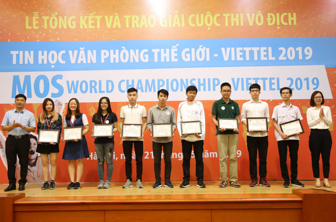 Thi Tin học văn phòng thế giới: Học sinh phổ thông vượt tài sinh viên ảnh 1