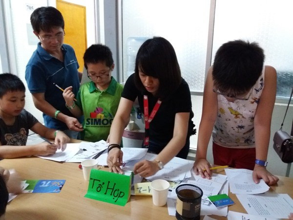 Nhiều hoạt động thú vị cho học sinh, sinh viên trong Ngày hội toán học ảnh 1