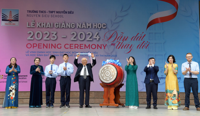 Cả nước tưng bừng chào mừng khai giảng năm học mới ảnh 4