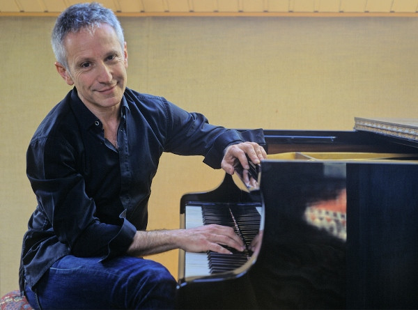 Thưởng thức tuyệt phẩm của Chopin và Debussy dịp cuối tuần tại Hà Nội ảnh 1