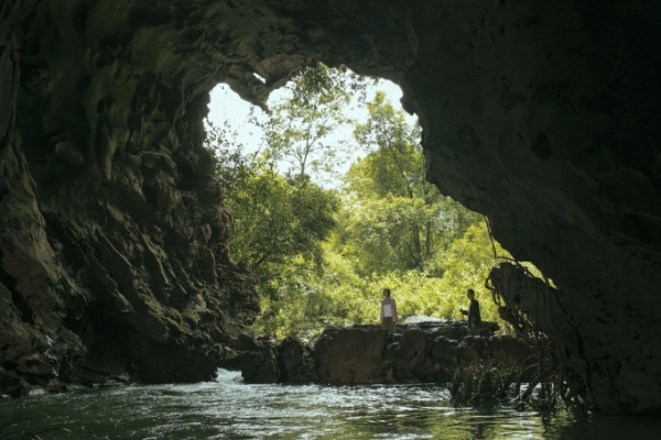 Phim mới của Victor Vũ dựng lại bối cảnh từ thời Pháp thuộc ảnh 4