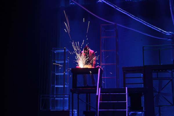 ‘Hoa cúc xanh trên đầm lầy’ và những ám ảnh của kịch Lưu Quang Vũ ảnh 3