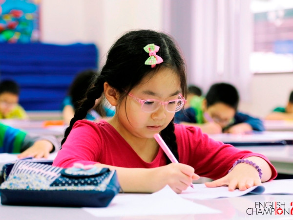 Cuộc thi English Champion: Ban tổ chức phá lệ vì thí sinh quá xuất sắc ảnh 1