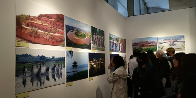 Khai mạc triển lãm ảnh về quan hệ hữu nghị Việt Nam-Trung Quốc ảnh 4