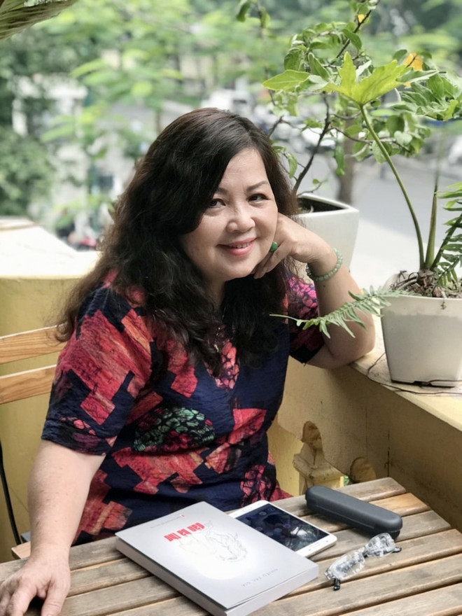 Sân chơi lành mạnh của những phụ nữ yêu thơ trên thế giới ảo ảnh 2