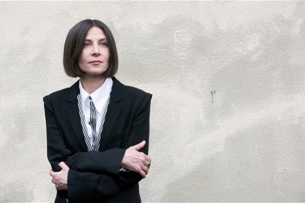 ‘Con sẻ vàng’ - ‘bom tấn’ của văn học Mỹ ra mắt độc giả Việt ảnh 1