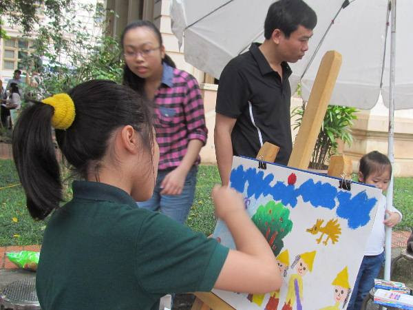 Phát triển văn hóa đọc: Không chỉ trông vào ngày hội sách ảnh 2