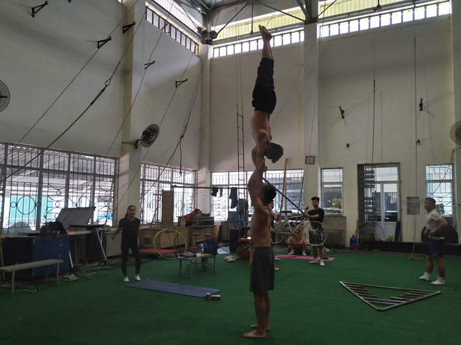 Màn nhung khép lại, nghệ sỹ sân khấu ngậm ngùi tìm kế mưu sinh ảnh 1