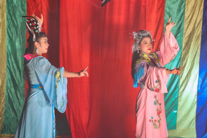 Ca sỹ Bích Hồng 'hóa' diễn viên tuồng trong sản phẩm âm nhạc mới ảnh 2