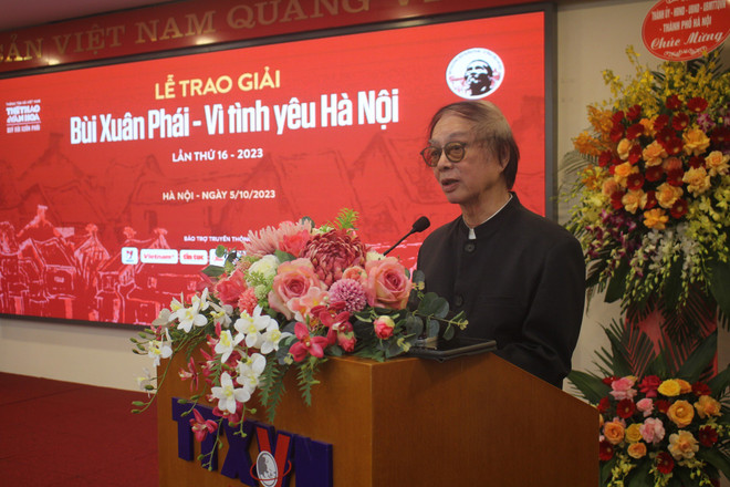 Giải thưởng Bùi Xuân Phái năm 2023: Vinh danh đạo diễn Đặng Nhật Minh ảnh 1