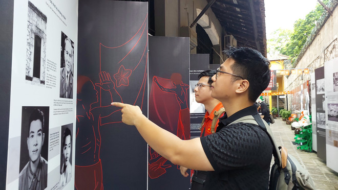 'Sông Hồng cuộn sóng': Sống lại khí thế 'Tiến về Hà Nội' năm 1954 ảnh 3