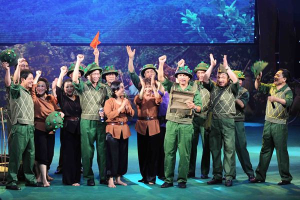 Ký ức về 33 số báo ra đời trong khói lửa Điện Biên ảnh 2