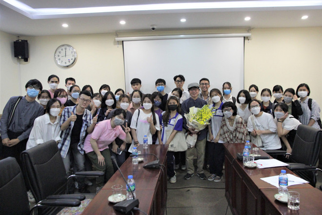 Tháng Năm sau ngày giải phóng qua ống kính của đạo diễn Đặng Nhật Minh ảnh 2