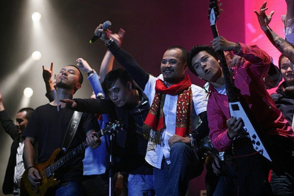 Ca sỹ Trần Lập: “Tôi hiểu showbiz để bình thản về nó” ảnh 2