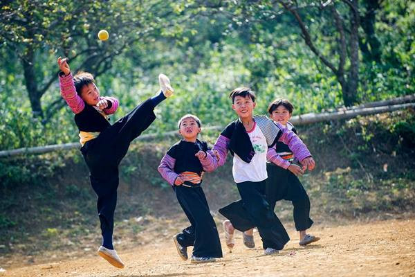 Hai nhiếp ảnh gia mang ‘Sắc màu Việt Nam’ tới Áo và Hy Lạp ảnh 2