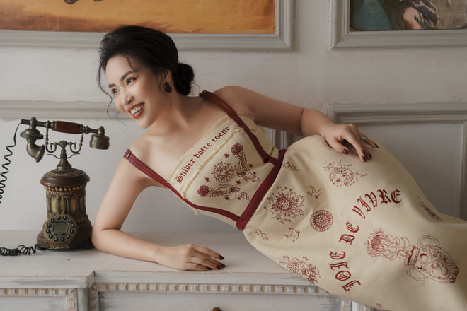 Ca sỹ Phan Thu Lan: Từ biến cố mất giọng hát đến giải Vàng châu Á ảnh 2