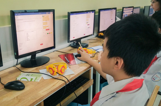 (Ảnh minh họa: PM/Vietnam+) Bộ Giáo dục yêu cầu kích hoạt dạy trực tuyến trong toàn ngành ảnh 1