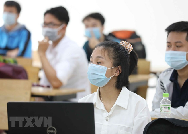 Học sinh Thành phố Hồ Chí Minh dừng đến trường, học online từ 2/2 ảnh 1