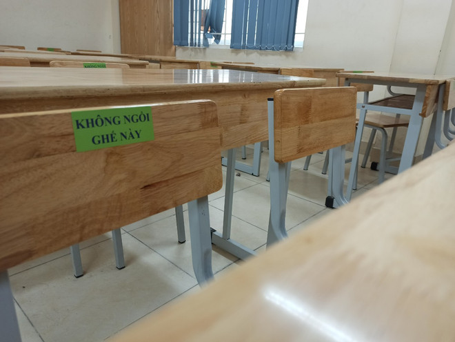 Hà Nội: Phụ huynh e dè, thận trọng trong tuần đầu học trực tiếp ảnh 2