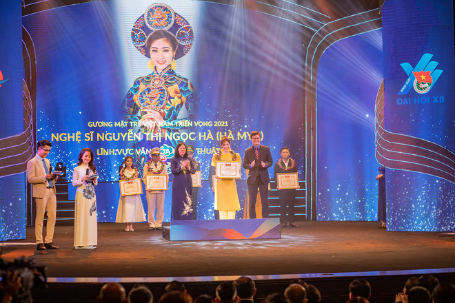 Ca sỹ Hà Myo: Thêm màu hiện đại để nhạc dân tộc vươn ra thế giới ảnh 1