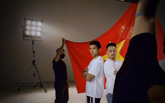 Đoàn Văn Hậu lan tỏa tinh thần 'Việt Nam chiến thắng' bằng âm nhạc ảnh 1