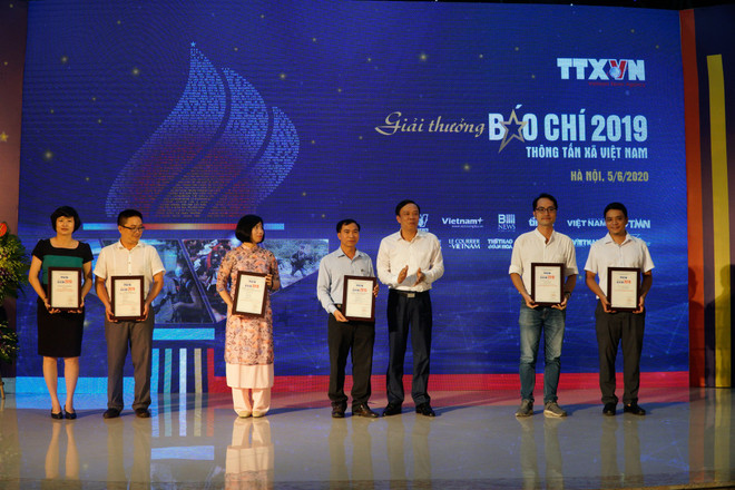Giải Báo chí TTXVN: Sự vào cuộc của toàn ngành trước các sự kiện lớn ảnh 2