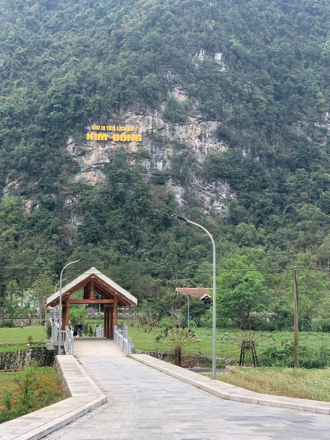 VietnamPlus về nguồn Pác Bó: Hành trình về nơi in dấu chân Người ảnh 2