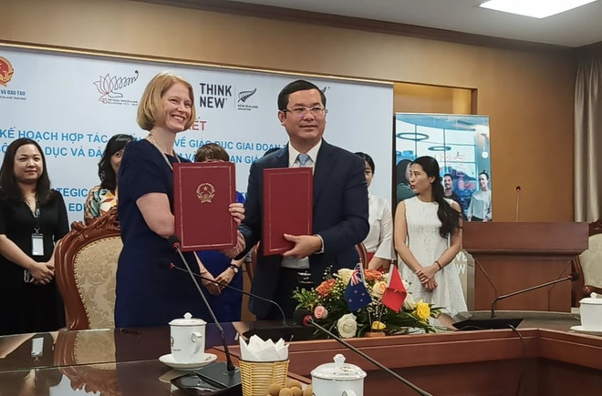 Việt Nam-New Zealand ký kết hợp tác chiến lược mới về giáo dục ảnh 1