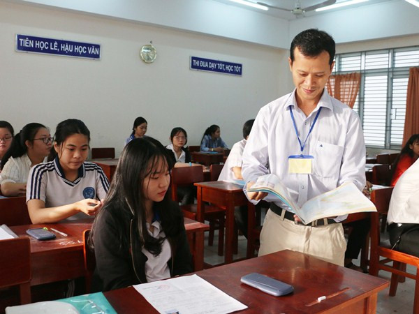 Điểm chuẩn đại học 2018 giảm mạnh, chất lượng thí sinh có giảm? ảnh 1