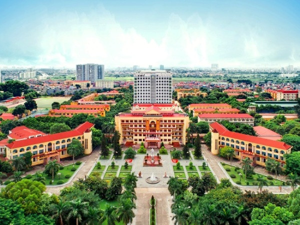 Thủ khoa, á khoa Học viện Hậu cần đều đến từ Hòa Bình ảnh 1