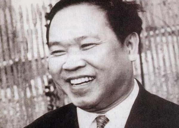 Giáo sư Hà Minh Đức nhấn mạnh: “Cù Huy Cận không chỉ là một nhà thơ. Ông là một nhà văn hóa, nhà hoạt động chính trị-xã hội với những dấu ấn quan trọng." 100 năm ngày sinh nhà thơ Huy Cận: Những điều còn mãi với thời gian ảnh 1