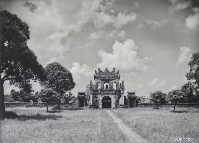 Hình ảnh Văn Miếu năm 1920. (Ảnh tư liệu) Chuyện thú vị về sự hồi sinh của Di tích Văn Miếu giai đoạn 1898-1954 ảnh 6