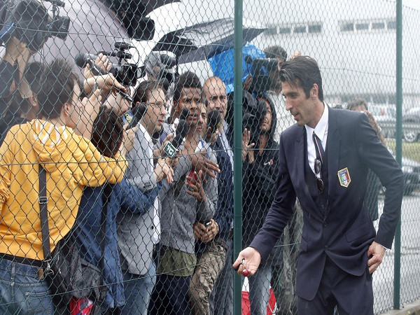 Những khoảnh khắc buồn bã nhất của World Cup 2014 ảnh 6