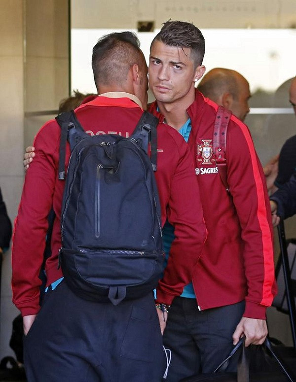 Những khoảnh khắc buồn bã nhất của World Cup 2014 ảnh 1