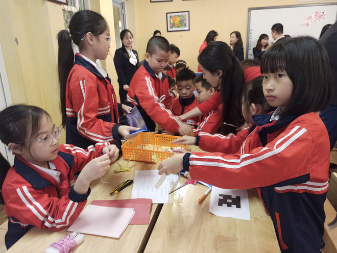 Một số địa phương chi hàng trăm tỷ đồng hỗ trợ học phí cho học sinh ảnh 2