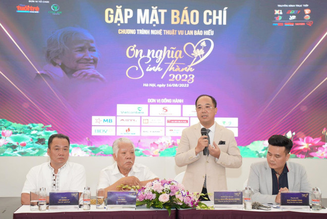 Tri ân đấng sinh thành bằng đêm nghệ thuật thơ, ca, nhạc, kịch ảnh 1