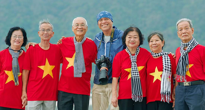 Nhiếp ảnh gia Nguyễn Á dõi ống kính theo những vấn đề thời hậu chiến ảnh 1