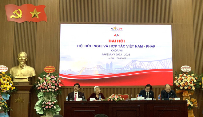 Bà Nguyễn Thúy Anh được bầu làm Chủ tịch Hội Hữu nghị Việt Nam-Pháp ảnh 3