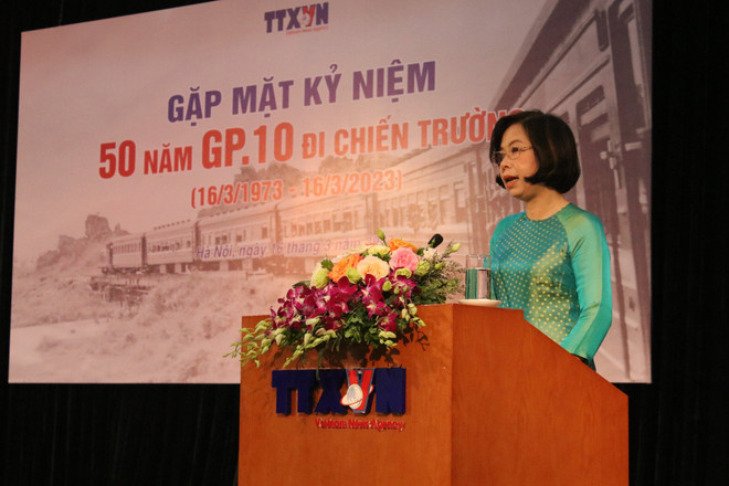 Rưng rưng ngày hội ngộ của những cán bộ TTXVN xông pha nơi lửa đạn ảnh 3