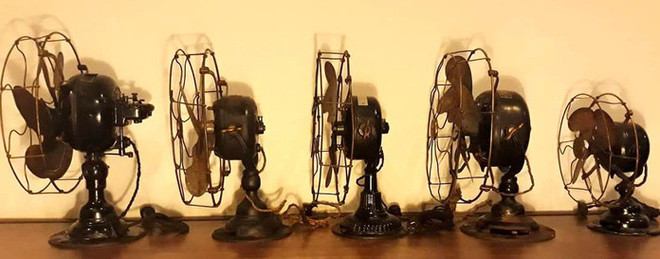 Nhạc xưa, quạt cổ ‘tái xuất’ tại đường sách Nguyễn Văn Bình ảnh 3