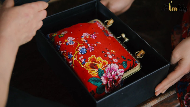 Độc đáo ý tưởng thiết kế phụ kiện thời trang từ những vật liệu cũ ảnh 2