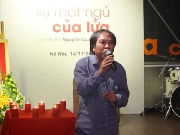 “Sự mất ngủ của lửa” trở lại trong sự cộng hưởng của thơ và họa ảnh 1