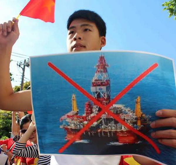 Người Việt tại Nhật phản đối trước Sứ quán Trung Quốc ảnh 5