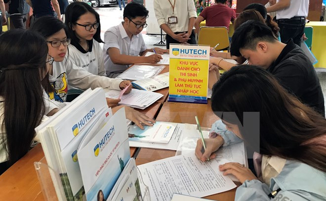 Tuyển sinh sư phạm: Thí sinh chê đầu ra, Bộ siết đầu vào, trường lo ế ảnh 2