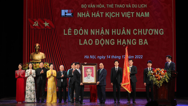 Nhà hát Kịch Việt Nam: Cánh chim đầu đàn của nghệ thuật sân khấu ảnh 1